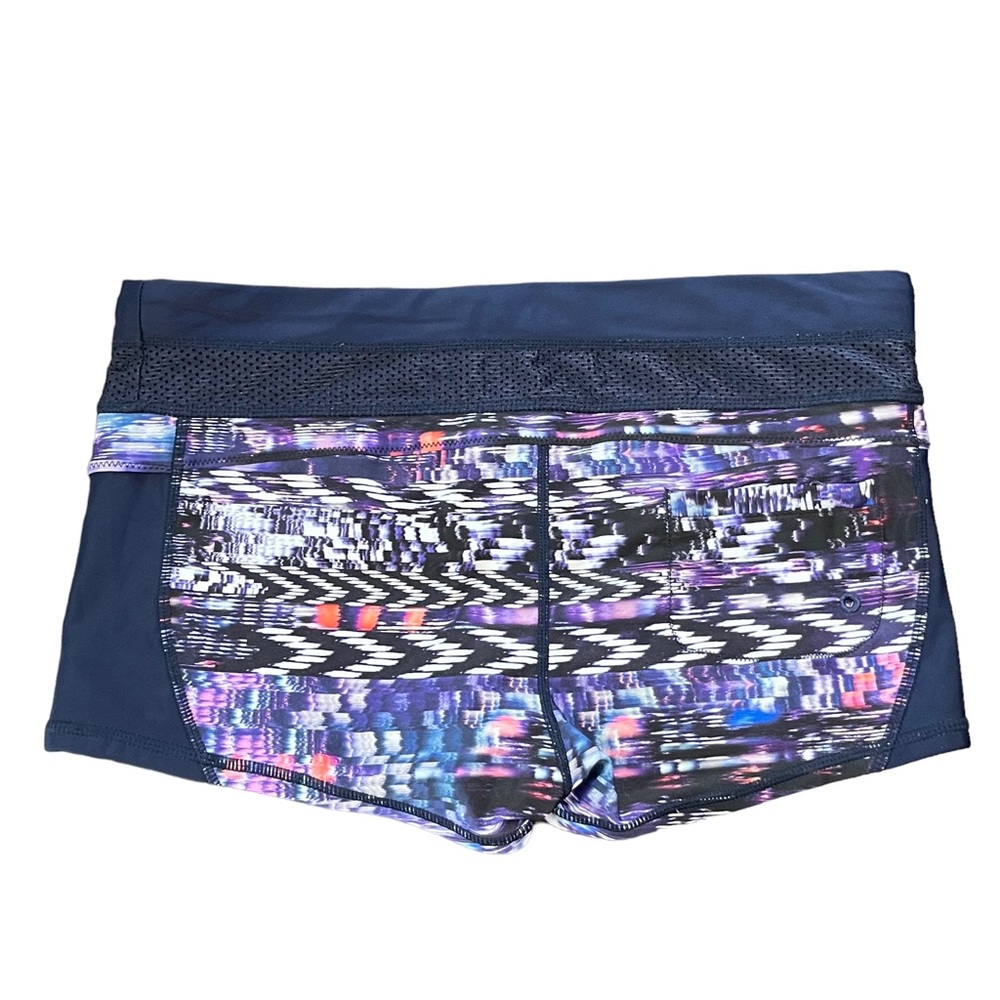 Athleta Short workout shorts mesh detail size M